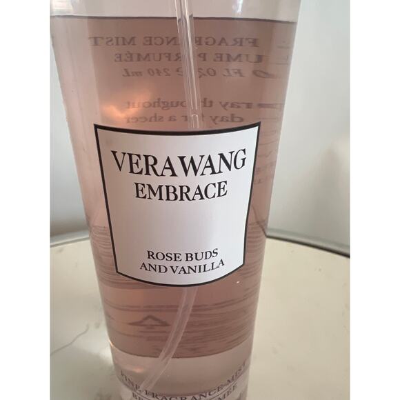 VERA WANG EMBRACE ROSE BUDS AND VANILLA FINE FRAGRANCE MIST 8.0 FL OZ BRAND NEW - Picture 2 of 6